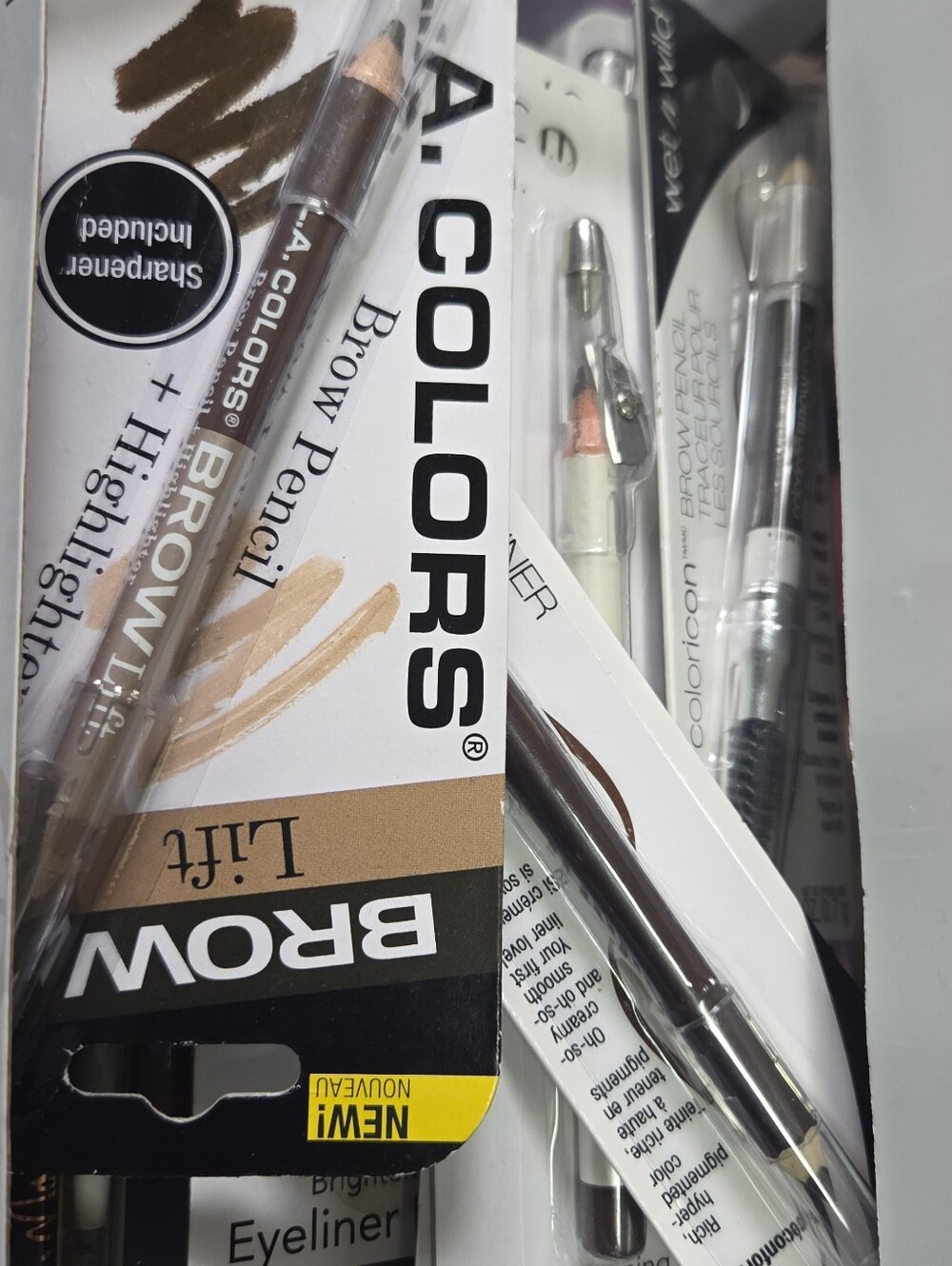 Bundle Of L.A. Colors Brow Pencil Trio in Brown and Light Beige
